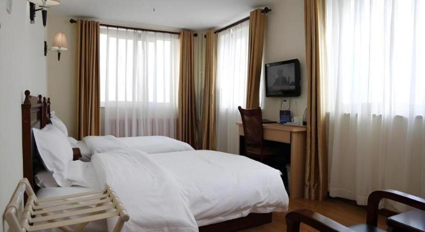 Beijing Yi Jia Hotel Экстерьер фото